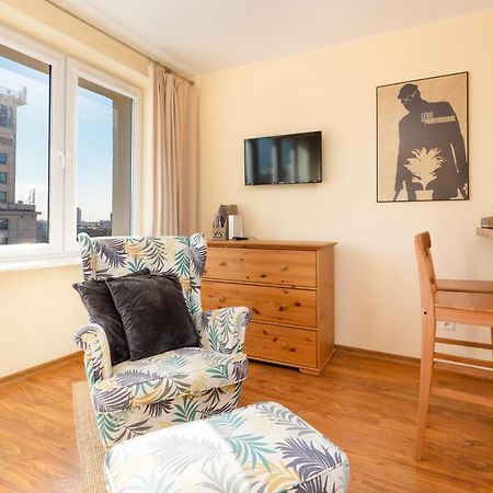 ורשה Apartments City Center Krucza By Renters מראה חיצוני תמונה